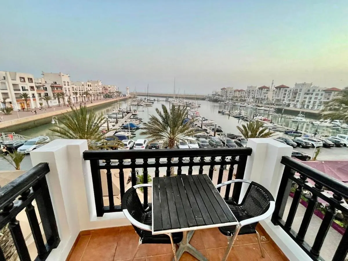 Elegant Apartment In Marina 아가디르